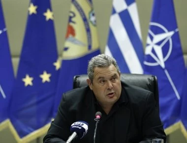 Η δήλωση Καμμένου που δεν «ακούστηκε»: «Θα κατεδαφίσουμε τα αυθαίρετα με τη βοήθεια των ΕΔ»! - Μ.Κωσταράκος: «Αδύνατον»